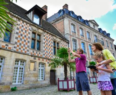 Visite Maisons à damiers, Verneuil-sur-Avre, Eure, Normandie © Eure Tourisme, E. Benard