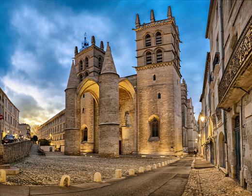 La cathédrale Saint-Pierre Montpellier, Occitanie,