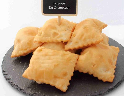 les tourtons sont de petits beignets dorés, Hautes-Alpes