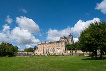 Abbaye Royale de Celles-sur-Belle