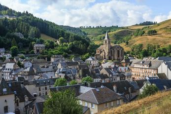 Chaudes Aigues, Cantal