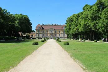 Château de Lacroix Laval, Rhône