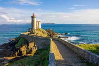 Découvrez Brest, sa rade et Océanopolis