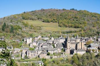 Visitez le village classé de Conques