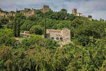 Village perché de Ménerbes, Vaucluse